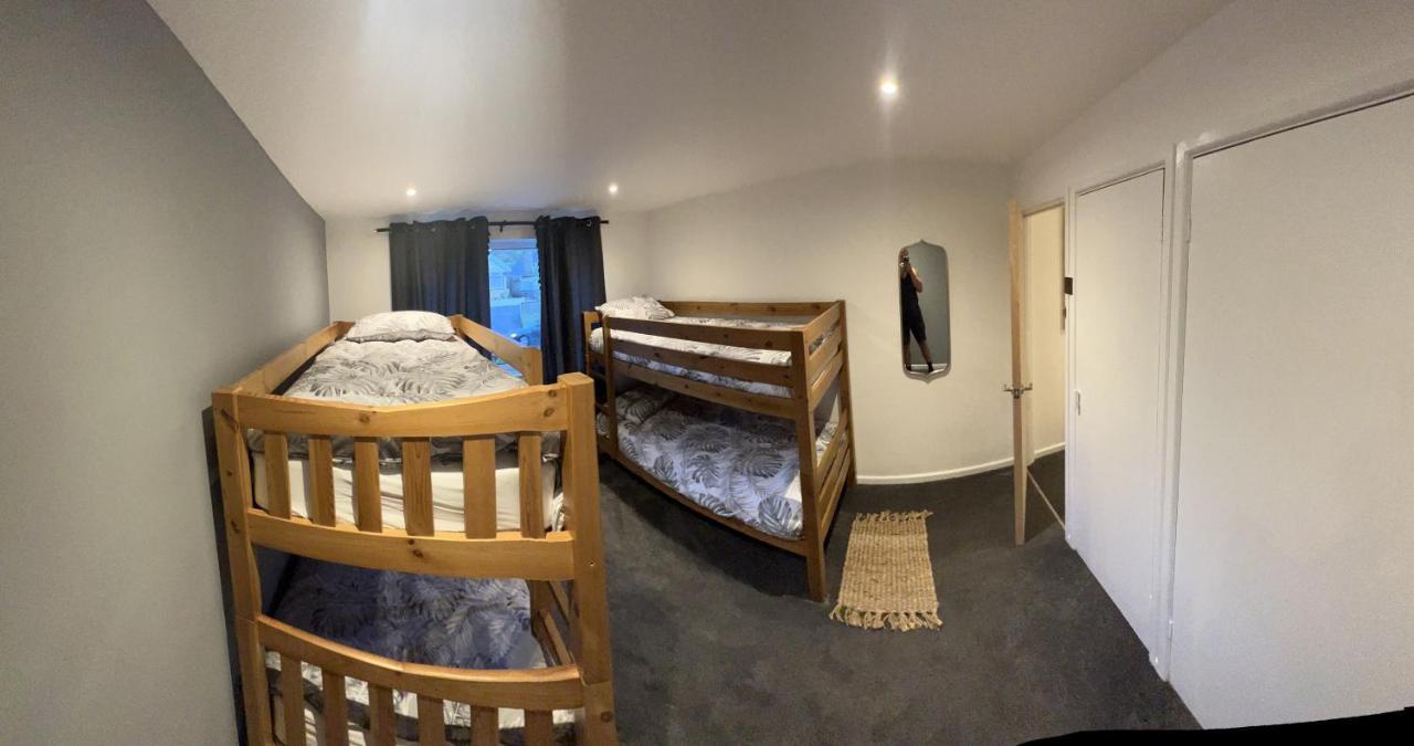 House Sleeps 8. 2Bedrooms & Sofa Beds In Sitting Room 바스 외부 사진